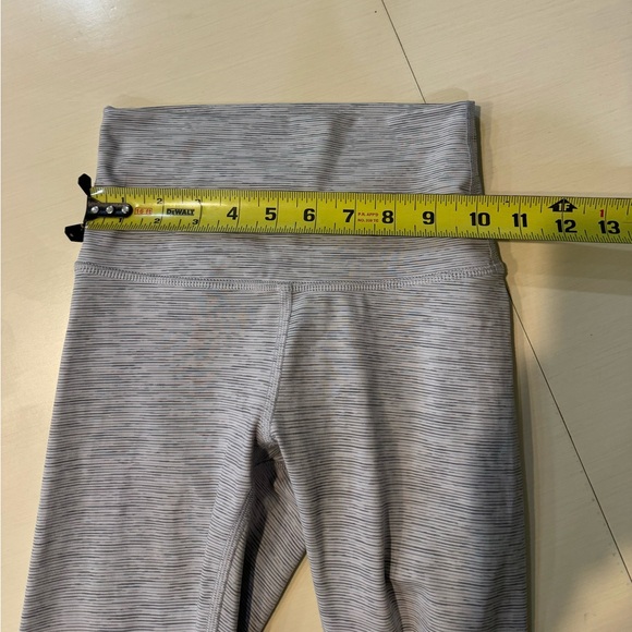 Lululemon leggings - Picture 6 of 6